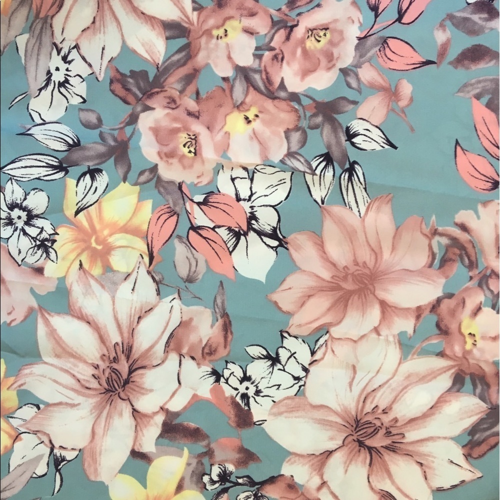 NWOT Stylish Flowers floral Print Bell Sleeve Blouse boho hippie V neck size S - Picture 4 of 5